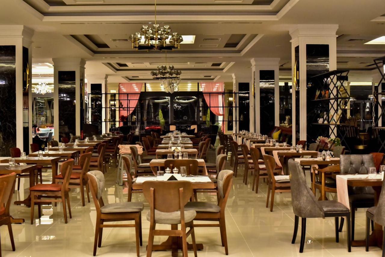 Mc Palace Hotel Spa & Convention Agios Epiktitos Экстерьер фото