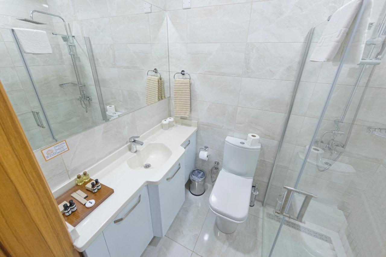 Mc Palace Hotel Spa & Convention Agios Epiktitos Экстерьер фото
